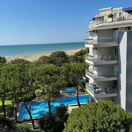Appartement Residenza Marco Polo à Lignano Sabbiadoro Extérieur photo