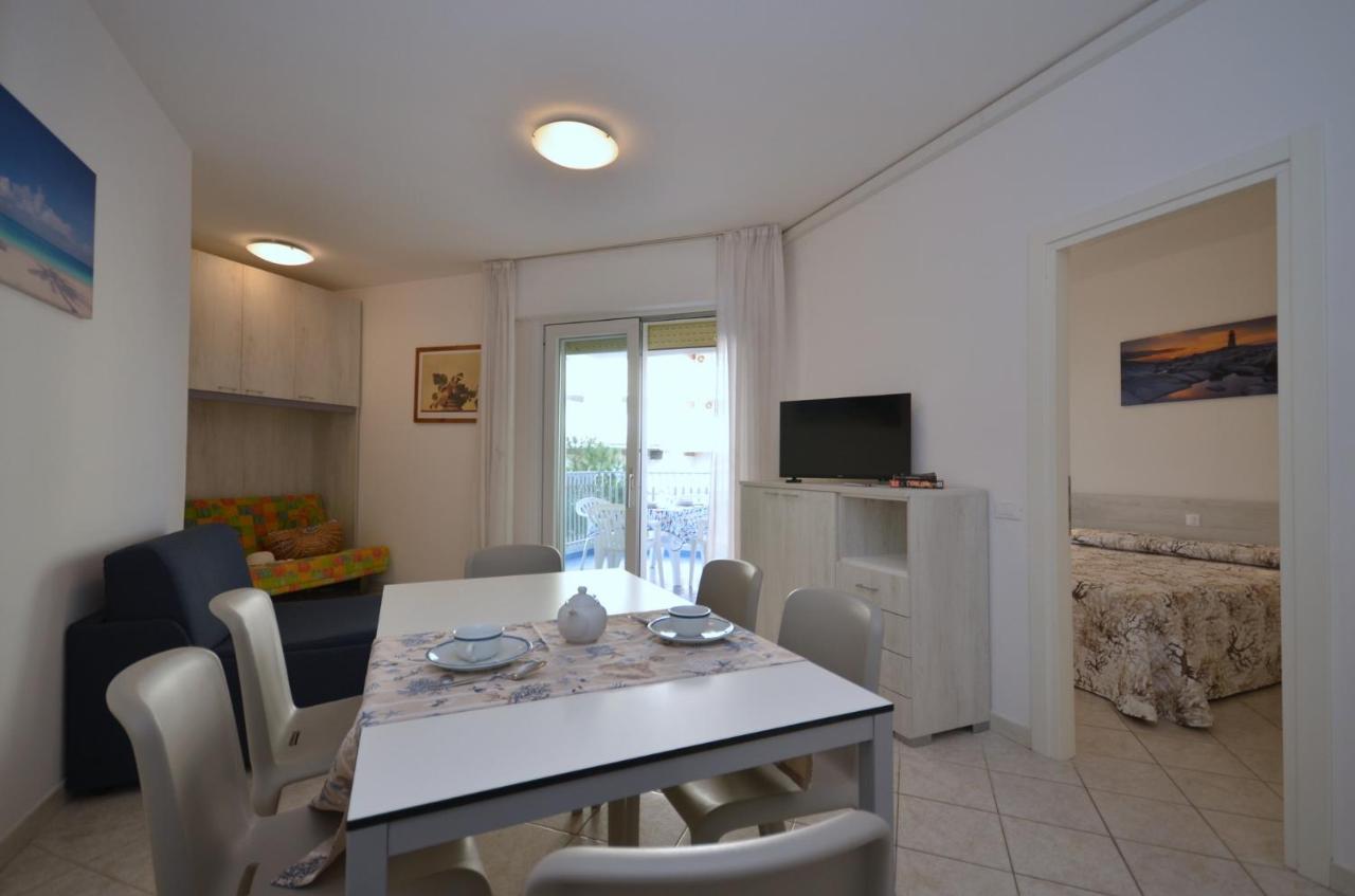 Appartement Residenza Marco Polo à Lignano Sabbiadoro Extérieur photo