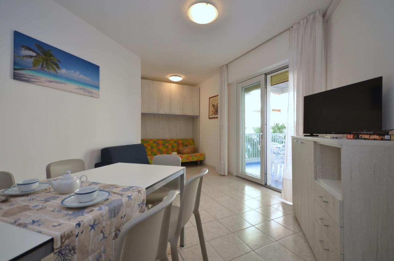 Appartement Residenza Marco Polo à Lignano Sabbiadoro Extérieur photo