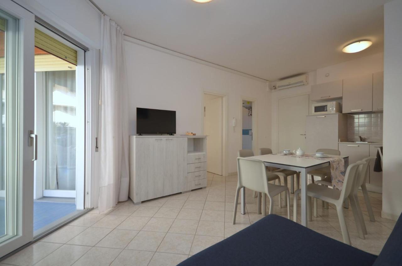 Appartement Residenza Marco Polo à Lignano Sabbiadoro Extérieur photo